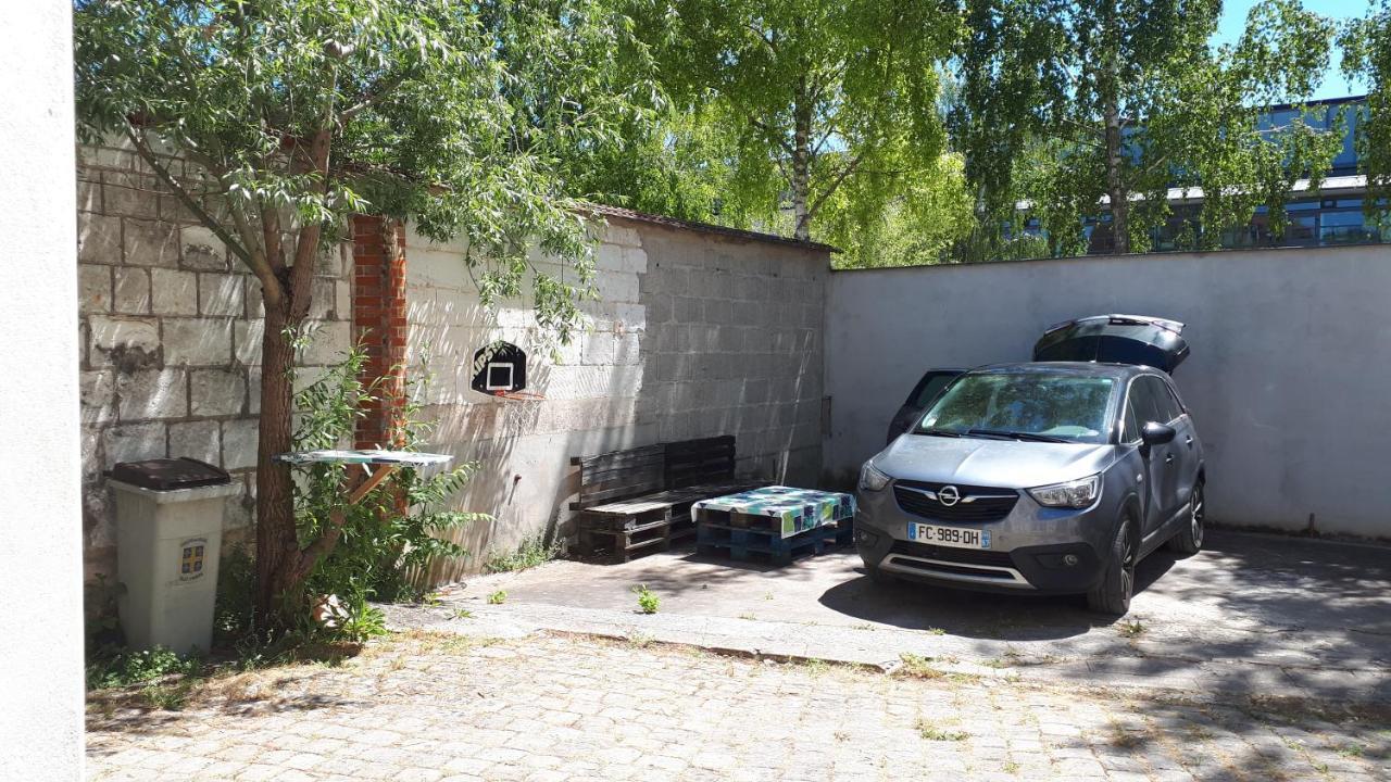 F4 Dans Maison Au Calme Pres Du Centre De Chalons En Champagne מראה חיצוני תמונה