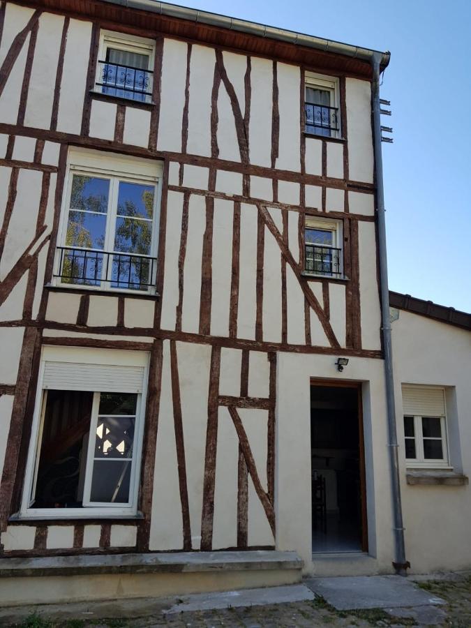 F4 Dans Maison Au Calme Pres Du Centre De Chalons En Champagne מראה חיצוני תמונה