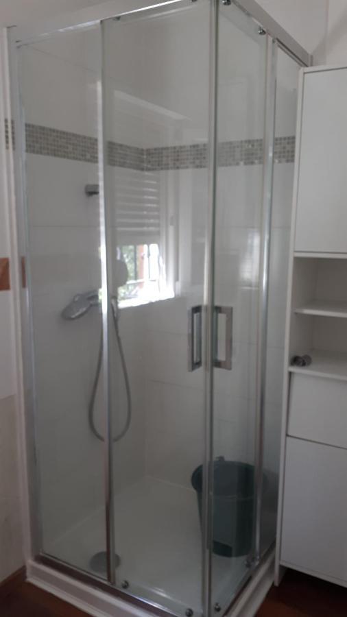 F4 Dans Maison Au Calme Pres Du Centre De Chalons En Champagne מראה חיצוני תמונה